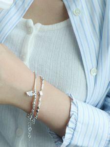 Fashionable Layered Metal Heart Bracelet: A Unique Korean Style Women's Jewelry Accessory