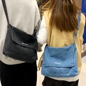 คำอธิบายเกี่ยวกับกระเป๋ายีนส์แฟชั่นเกาหลีสะพายไหล่ (SPECIAL) ขนาดใบใหญ่ ปรับสายได้ มี 2 สี รหัส J-019