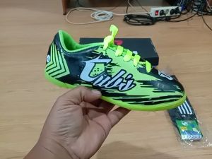 KIDZTUBS Sepatu Futsal Anak Anak Laki Laki Perempuan Cowok Cewek Tanggung Kecil Umur Usia TK SD SMP 1 2 3 4 5 6 7 8 9 0 Tahun SEPATU FUTSAL 1733103024