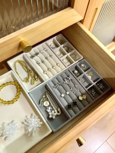 Velvet Jewelry Storage Box with Built-In Compartments for Earrings Rings Dustproof Anti-Oxidation Desktop Organizer Drawer Insert