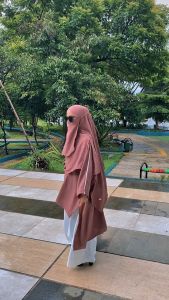 Gamis Lebaran 2025 Viral One Set Abaya Tunik Jumbo 4in1 Bahan Crinkle Airflow