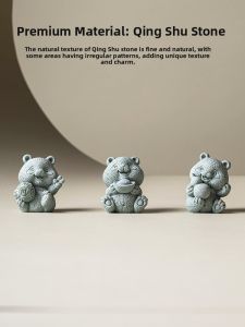 JISU | Simple Green Sandy Stone Sculpture Red Panda Ornament