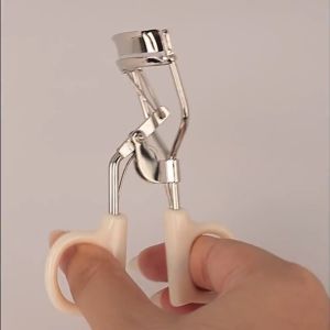 Simple Beauty ดัดขนตางอน ที่ดัดขนตาปลอม Eyelash curler รูปทรงโค้งดัดง่าย ขนตางอนตลอดวัน ถนอมขนตา