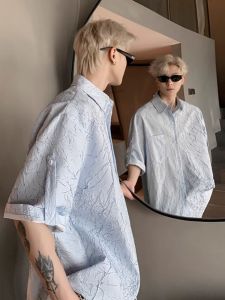 Cleanfit Texture Designer Shirt Handsome Fancy Short Sleeve Shirt Summer Hair Stylist Fashion Brand Mens Clothing