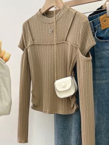 เสื้อยืดคอกลมแขนยาวทรงสลิมฟิตสำหรับผู้หญิงในฤดูใบไม้ร่วง เสื้อตัวบนเปิดไหล่แบบบาง ชุดทำงานลำลอง สไตล์เรียบง่าย