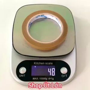 1 Cuộn băng keo đục rộng 1.2cm dài 68 mét lõi giấy 3mm giá tại xưởng