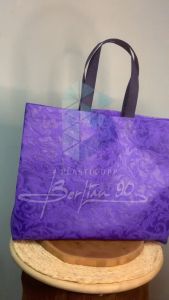 Goodie Bag standing handle emboss 40 x 30 Tas Spunbond Tali emboss