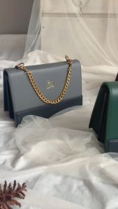 Marina Bag: Kantong untuk Pakaian & Desain Stylish