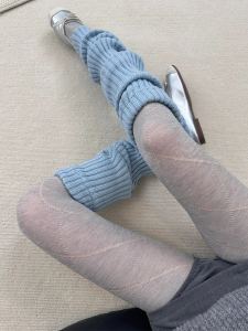 Milk Blue Leg Warmer Is Really Good ~~ Matching Pantyhose Is Awesome! Who Knows!! Show Your Legs Straight and Thin Legs!