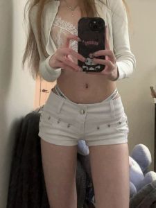 American Y2K Stylish White Low Waist Denim Slim A-Shape Short Pants
