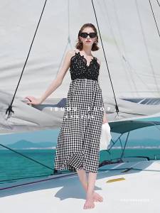 3COLOUR·S | Summer V-neck Lace Check Long Dress