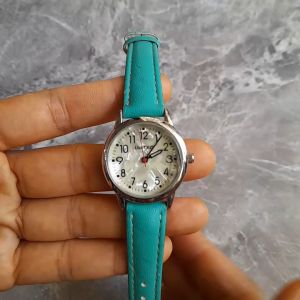 Đồng hồ nữ LUCERO mặt khảm trai sang trọng  second hand si nhật- đã qua sử dụng