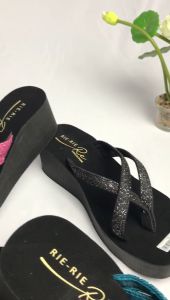 sandal wedges wanita terbaru simple berkelip keren tren kekinian sandal wanita kasualan
