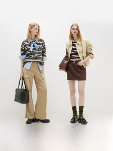 Only2025 Winter New College Style round Neck Oversized Comfortable Long Sleeve Knitted Sweater Womens Fashion Soft Polyester