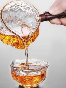 Glass Side Handle Fair Cup Tea Funnel Set Integrated Thickened Fair Mug Fair Cup Tea Pitcher Heat-Resistant Tea Pitcher Tea Utensils