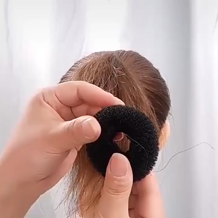 Sponge Donut Hair Bun Maker ✨ 丸子头盘发器神器 Sanggul Rambut Donut Aksesori Rambut Sponge Girl Women Hair Accessories Styling Fashion