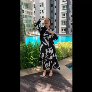 Plus Size (XL-3XL) Abstract Layer Dress Muslimah Jubah Perempuan (30095-1)