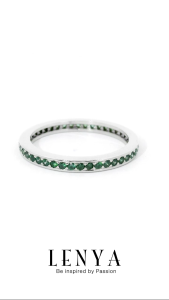 LENYA แหวน CZ สีเขียวจาก SWAROVSKI เสริมบุคลิกความมั่นใจ ขนาด1.25มิล ตัวเรือนเงินแท้925 ชุบทองคำขาว