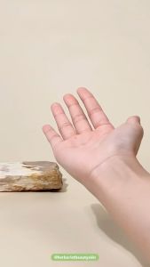 Herborist Juice For Skin Body Gluta Booster Lotion Serum SPF 30 PA+++ - 180ml