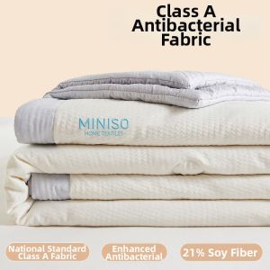 Miniso | Washable Lightweight Soybean Fiber Summer Air Conditioning Blanket