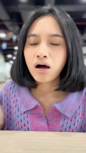 SCARLETT Glass Glow Tinted Lip Balm 38gr | Moisturizing & hydrating lip color bibir gelap