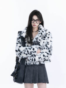 Korean Style Short Plush Jacket Womens Winter Warm Soft Cotton Coat Eco-friendly Leatherette Short Coat Korean Version V-neck