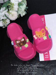 รองเท้าแตะ Hellokitty ส้นหนา สไตล์ลำลอง สำหรับผู้หญิง รองเท้าแตะแบบสวมสบาย ส่วนบนทำจากยาง ส่วนในทำจาก PU