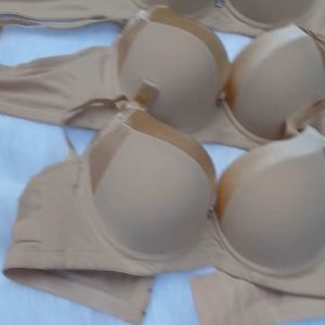 Aó Lót Ngực Thái Mút Ép Mỏng 1cm Có Gọng Thông Hơi Mặc Thoải Mái MarketOnline 991Hood 1 áo