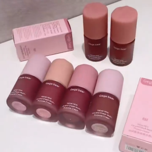 Gege Bear Long-Lasting Lip & Cheek 2-In-1 Cream Has A Long-Lasting Soft-Matte Texture. Suitable For Lips Cheeks And Eyes.