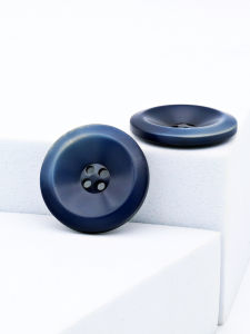 High-End Design Deep Sea Blue Button for Shirt Sweater Knitted Garment Decorative Button Resin Material from China