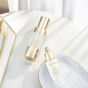 Sulwhasoo Concentrated Ginseng Brightening Serum 50ml - Serum Wajah Pencerah & Menenangkan Kulit Anti-Aging dengan Niacinamide dan Ginseng