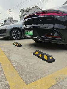 XINWANHUANG | Parking Space Positioning Rubber Stopper