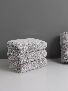 厨房清洁利器：不沾油洗碗巾、去污百洁布、吸水不掉毛擦手巾 Kitchen Cleaning Essentials: Non-stick Oil Dishwashing Cloth Stain Removal Scouring Pad Absorbent Lint-free Hand Towel