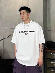 Summer American Street Style Mens T-shirt Casual round Neck Short Sleeve Breathable Loose Fit Comfortable Cotton Tee