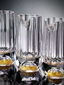 FLOWER MOO | Elegant Crystal Diamond Gold Foil Faceted Baijiu Glass Set