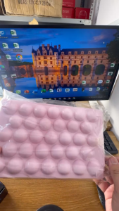 Khay Làm Đá 33 Ô Tròn Có Nắp – Nhựa Dẻo An Toàn Lấy Đá Dễ Dàng