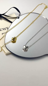 Love Heart Necklace 18K Gold Pendant Necklace Elegant Minimalist Gold Plated Jewelry Delicate Chain for Women