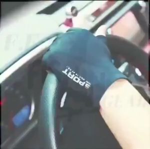 Motorcycle Gloves Motor Bike Glove Rider Outdoor Sports Cycling Glove Breathable Bicycle Glove Sarung Tangan Motor 防曬手套