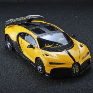 1:18 Scale Bugatti Chiron Alloy Car Model: A Gift for Car Lovers & Kids