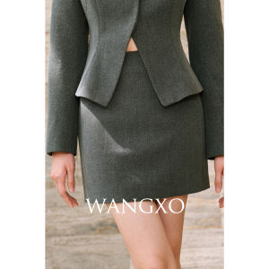 WANGXO | Vải Áo Khoác Đứng Cổ Ôm Phồng và Chân Váy Dài Màu Bạc Sao Đô Thị Mật Độ Cao