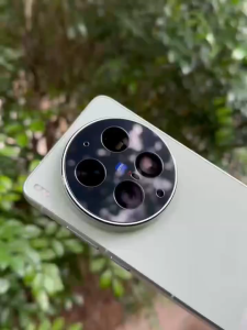Kính camera khoét lỗ Vivo X300 Ultra / X300 Pro / X200 Ultra | Không kính camera | Không ảnh hưởng ảnh | Nền đen | Mép 2.5D