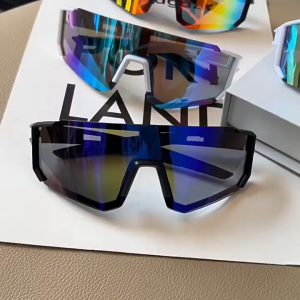 แว่นตา UV400 สำหรับแว่นกันแดด แว่นออกกำลังกาย ปั่นจักรยาน สำหรับปั่นจักรยาน แว่นตาสวมกลางแจ้งบังแดดรถจักรยานยนต์ ป้องกันแสงสะท้อนและป้องกันแสงแดดช่วยให้มองเห็นการขับขี่ของคุณได้ Sunglasses