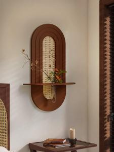 Stylish Bamboo Woven Sandstone Flower Vase Decorative Painting for Hallway Corridor Living Room Restaurant New 2025 Model