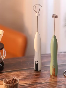 [SG READY] Milk Frother Electric Whisk Matcha Whisk Coffee Frother USB Charging Household Portable Automatic Mixer