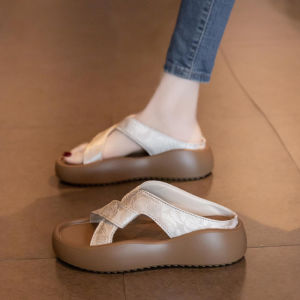 Casual Thick Bottom Sandals Women Summer Outdoor Wear New Fashion Beach Shoes Lazy People Maternity Single Strap Slippers