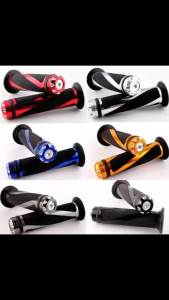 Tay Nắm Ghi Đông Xe Máy Phổ Thông 7/8 Inch 22mm Dành Cho Kawasaki Honda Yamaha Suzuki Benelli Ducati Chất Liệu Cao Su Cao Cấp