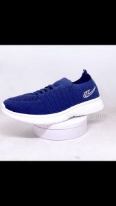 FIURI - NEW ERA - WILSON 37-43 NAVY - SEPATU SNEAKERS SLIP ON BERTALI PRIA - SEPATU KNIT RAJUT - SEPATU OLAHRAGA JOGGING SENAM LAKI-LAKI - SEPATU SEKOLAH KERJA KULIAH - SEPATU CASUAL COWOK TRENDY MURAH PROMO DISKON