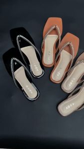 Sandal Wanita ADCH Flat dengan Hiasan Mutiara & Berlian Gliter - Tumit Normal