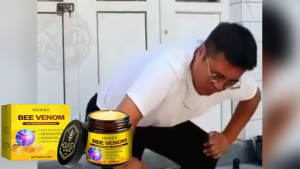 【Ready Stock】HOUKEA Bee Venom Soothing Body Cream 60g – Cooling Relief with Menthol Krim Relaksasi Otot Moisturizes Tired Muscles Non-Greasy Fast Absorbing Daily Care