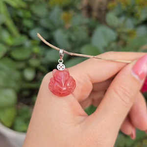 Q2391 Mặt dây chuyền hồ ly Thạch Anh Tóc Đỏ cộng sinh Ưu Linh Hồng Đào 14x16mm móc bạc Hỏa và Thổ - Phong Thuỷ TUDO P